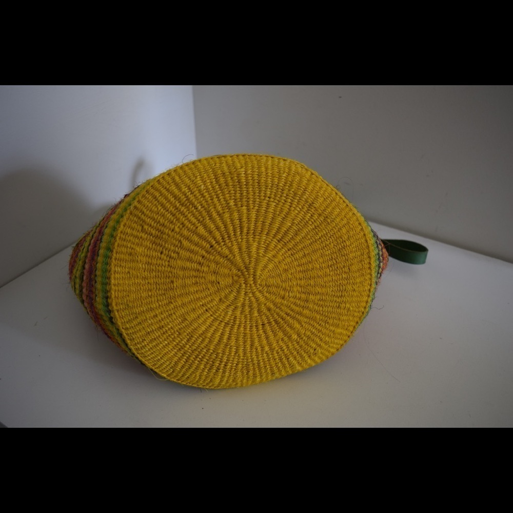 Handmade basket bag - Picture 4 of 8